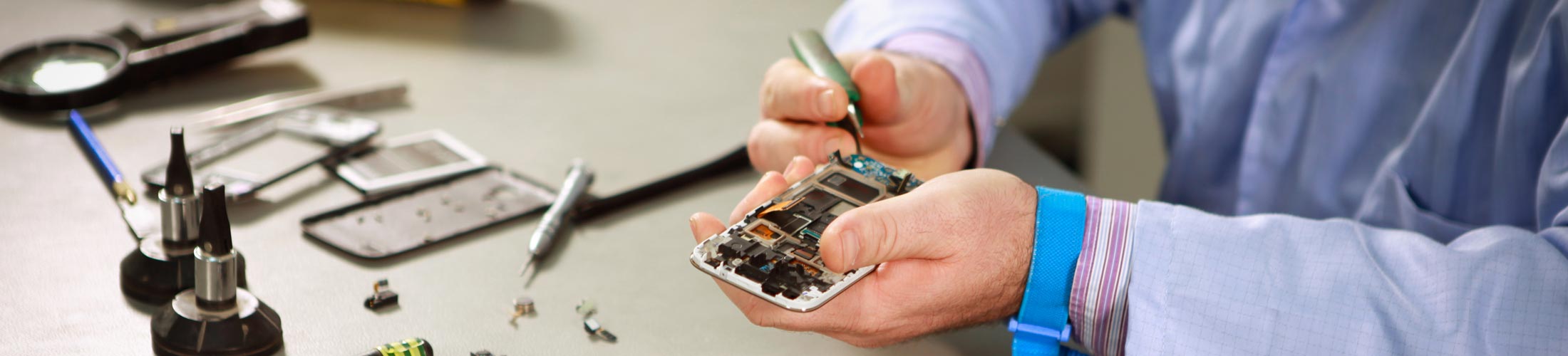 cell-phone-repair-centre Repair & SERVICE +PLUS