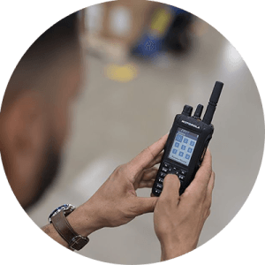 R7 PORTABLE RADIO WI-COM